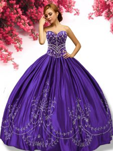 Sleeveless Taffeta Floor Length Lace Up Quince Ball Gowns in Purple with Embroidery